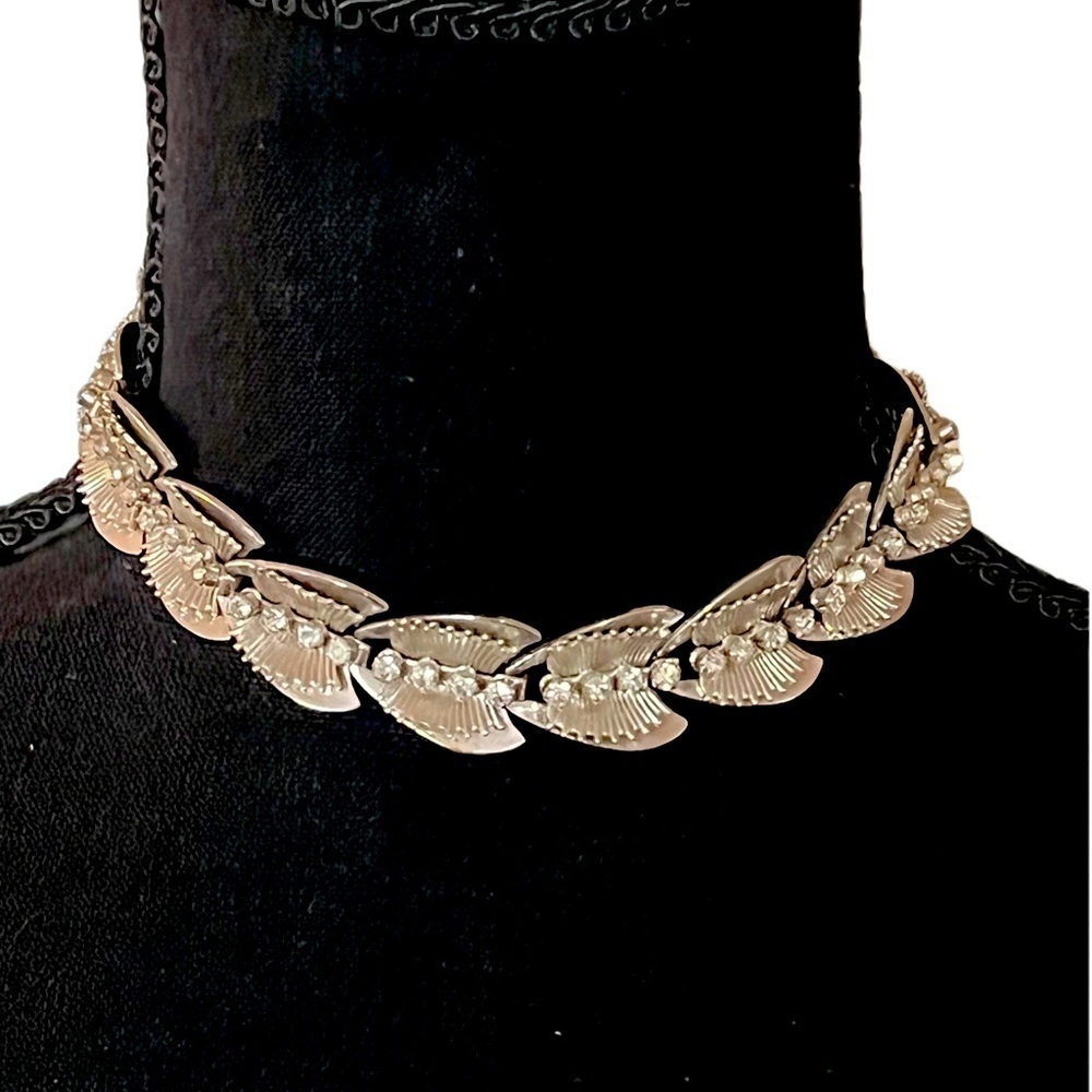 Vintage Silver Tone Leaf Design Rhinestone Choker Necklace